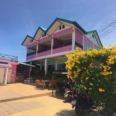 Puttaraksa Kohlarn Hotel Екстериор снимка